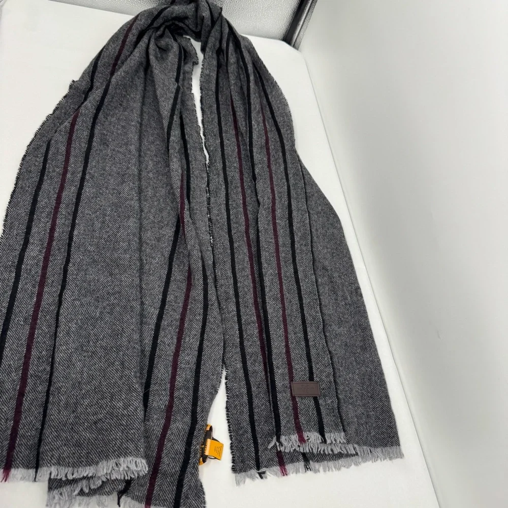 NWT HICKEY FREEMAN New York Striped 100% Cashmere Fringed Scarf 72
